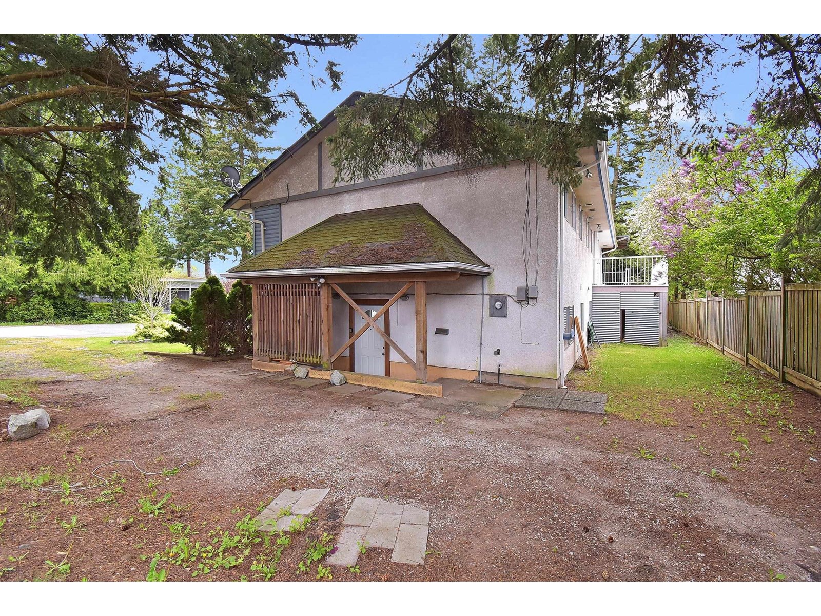 1589 Lancaster Street Property Photo 22