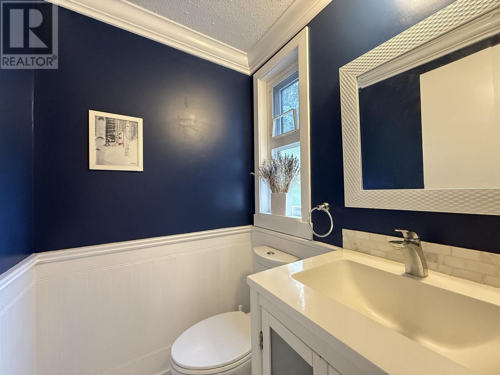 6722 Kneale Place Property Photo 7