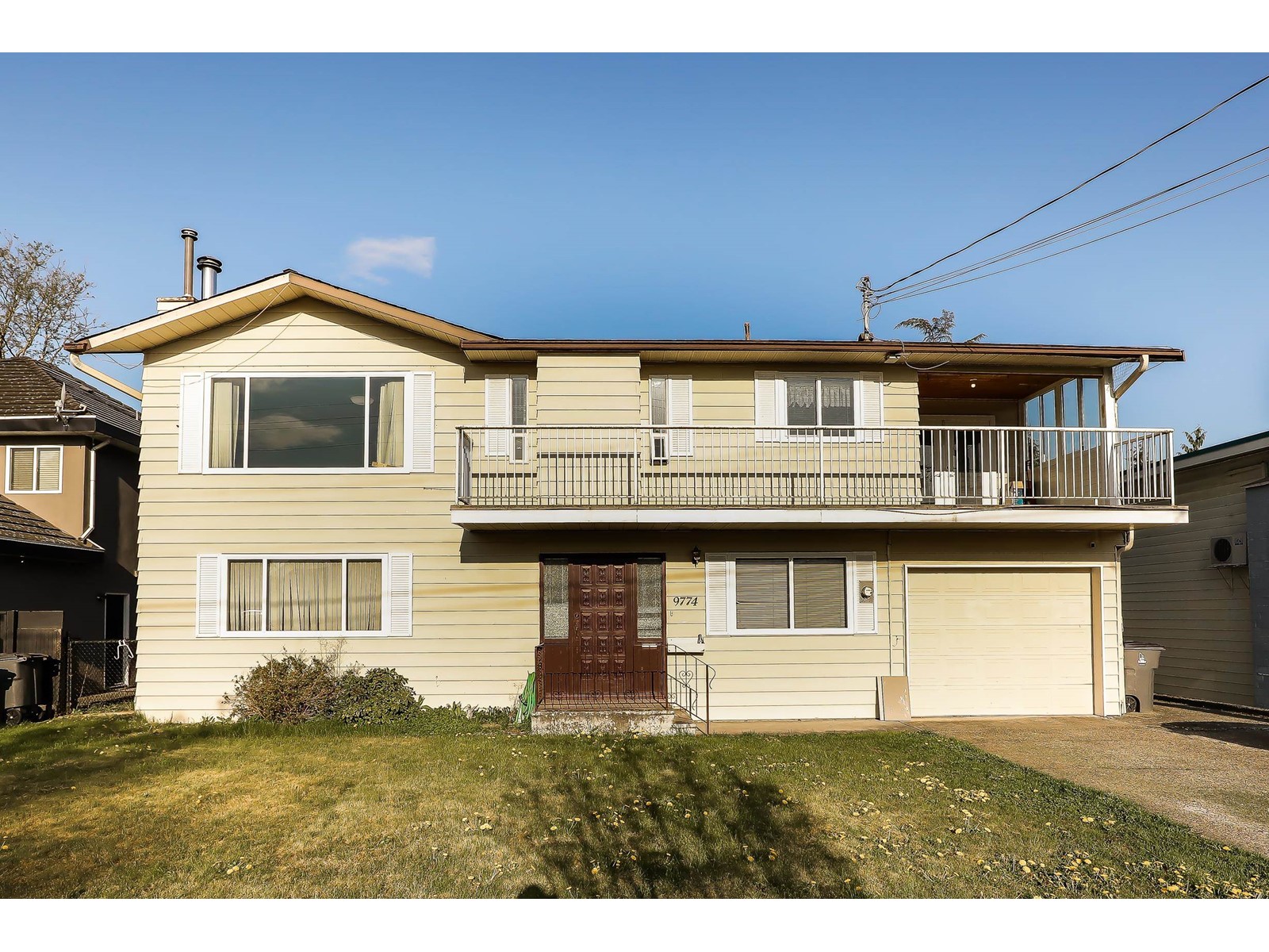 9774 153a Street Property Photo 1
