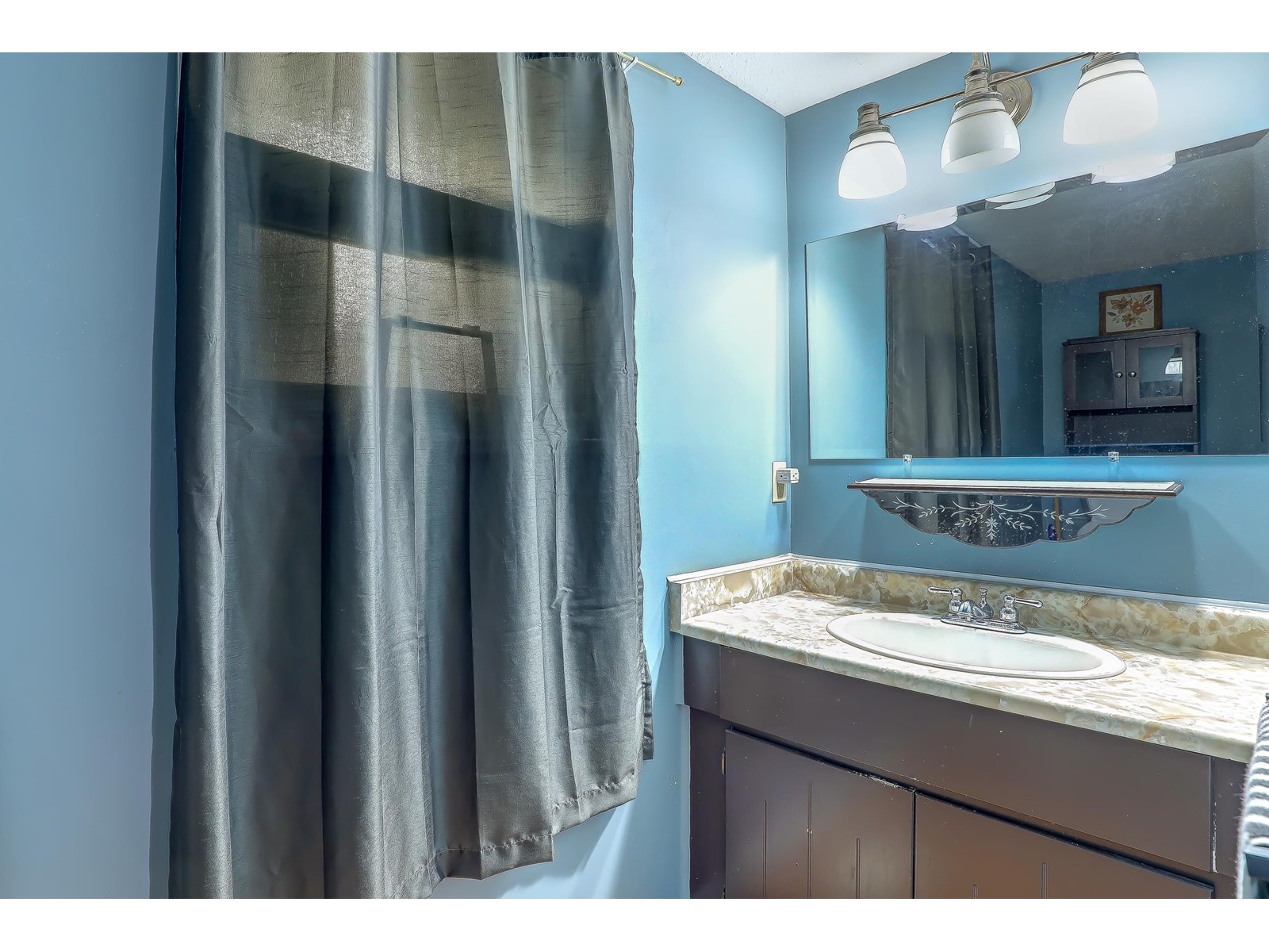 9774 153a Street Property Photo 9