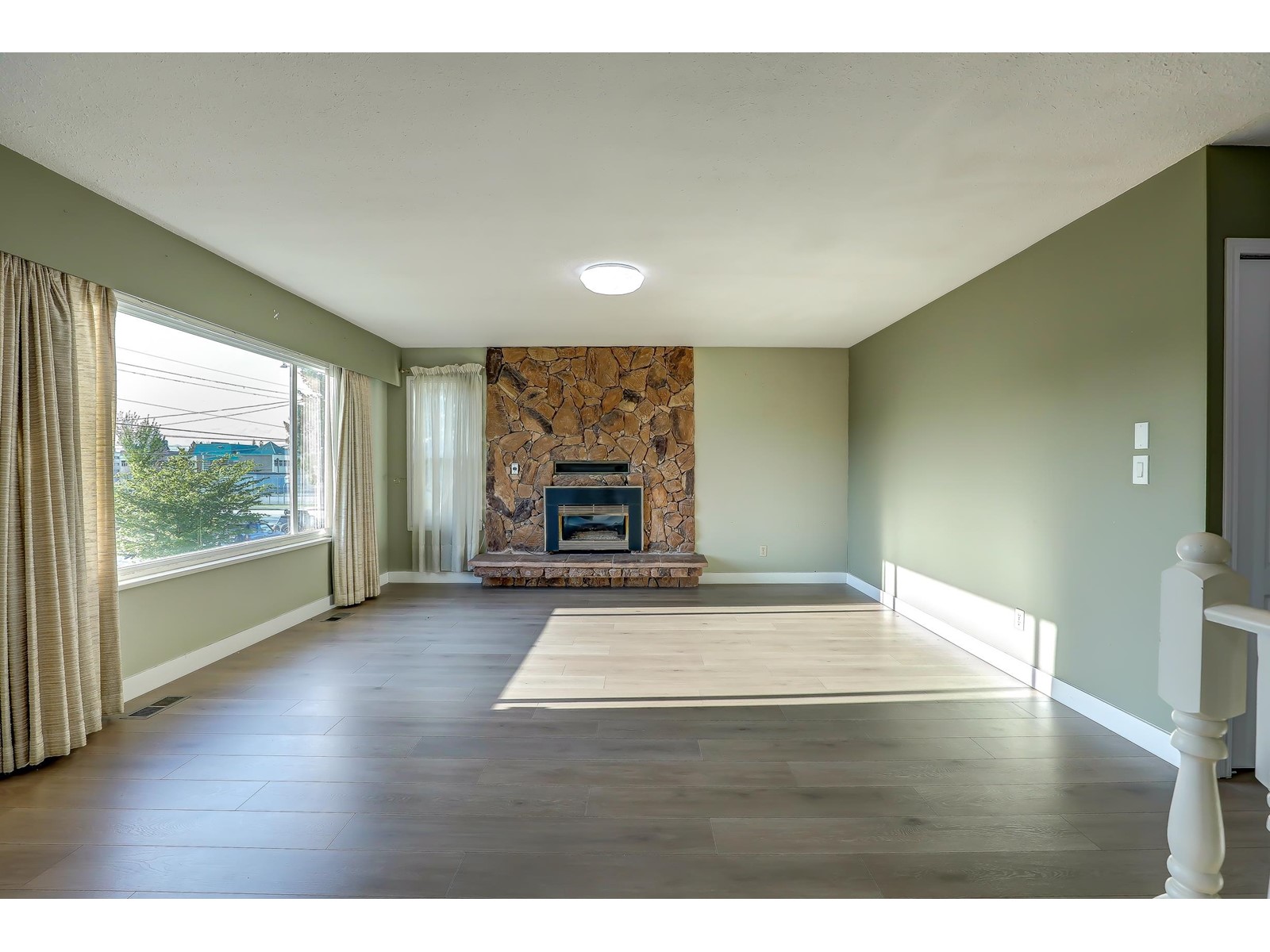 9774 153a Street Property Photo 27