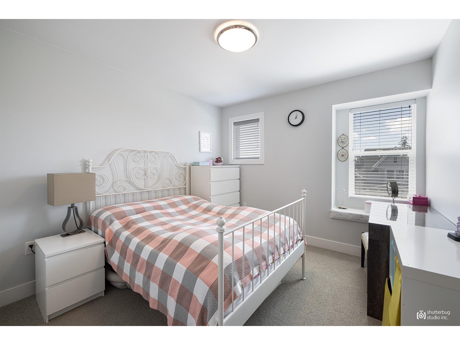 16475 21a Avenue Property Photo 11