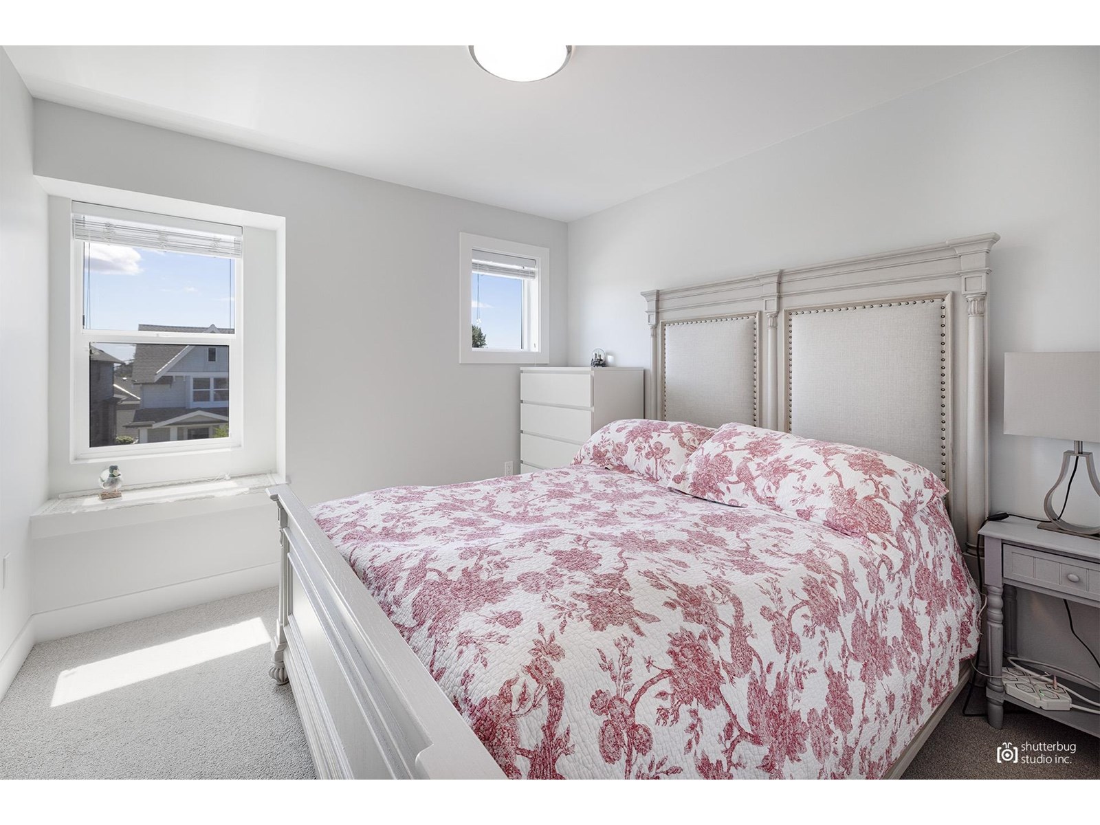 16475 21a Avenue Property Photo 14
