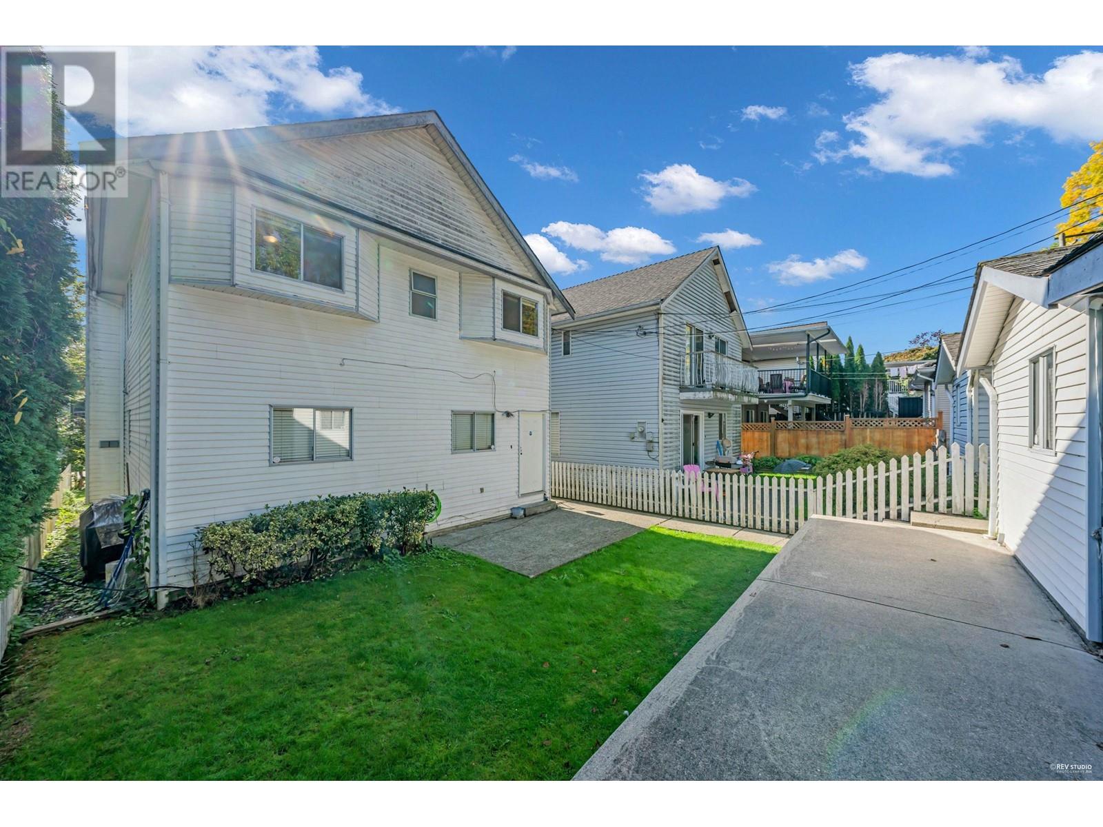 3529 Napier Street Property Photo 37