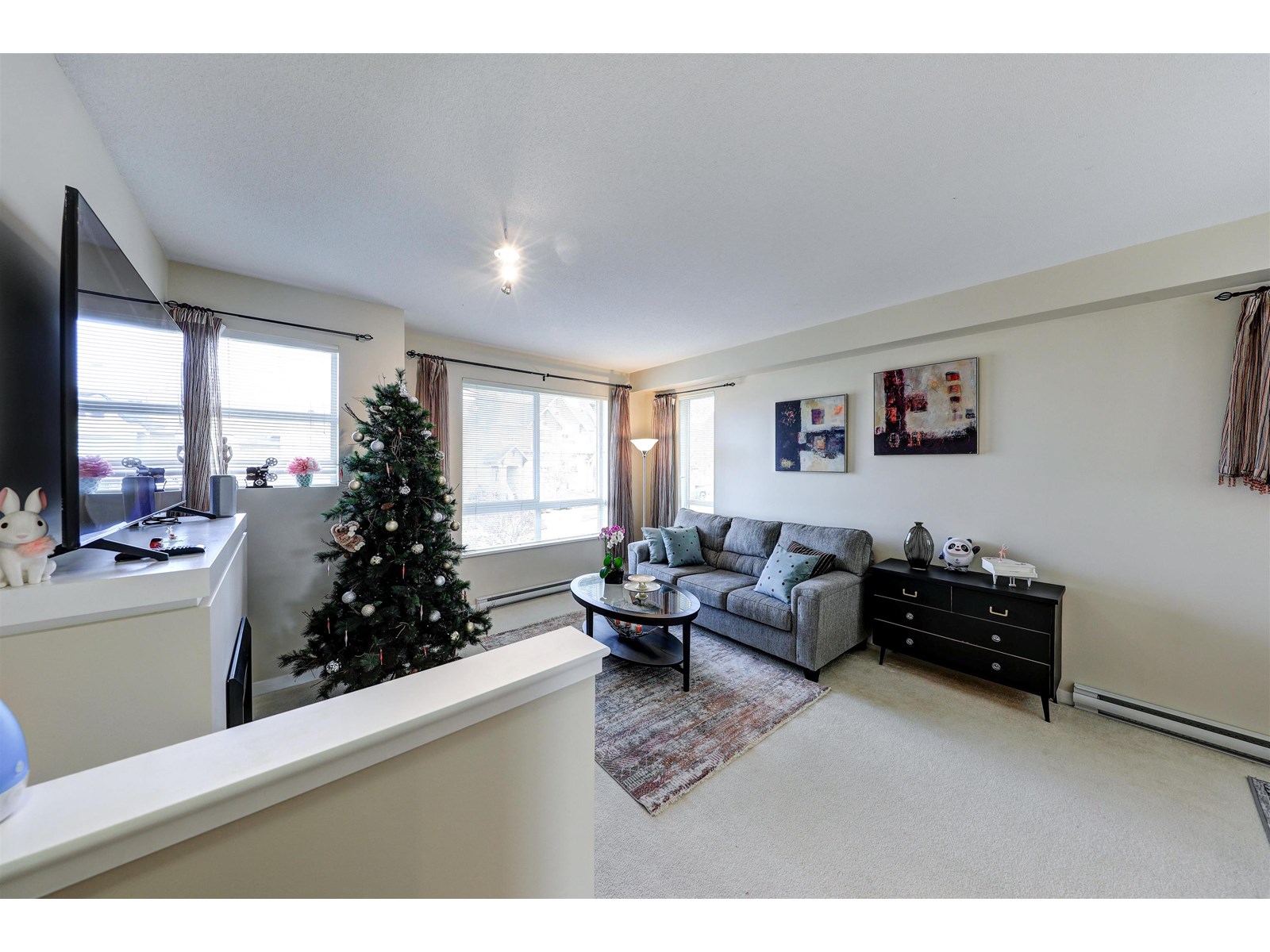 180 2729 158 Street Property Photo 8