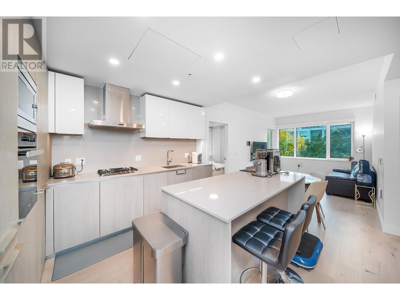 205 4932 Cambie Street Property Photo 5