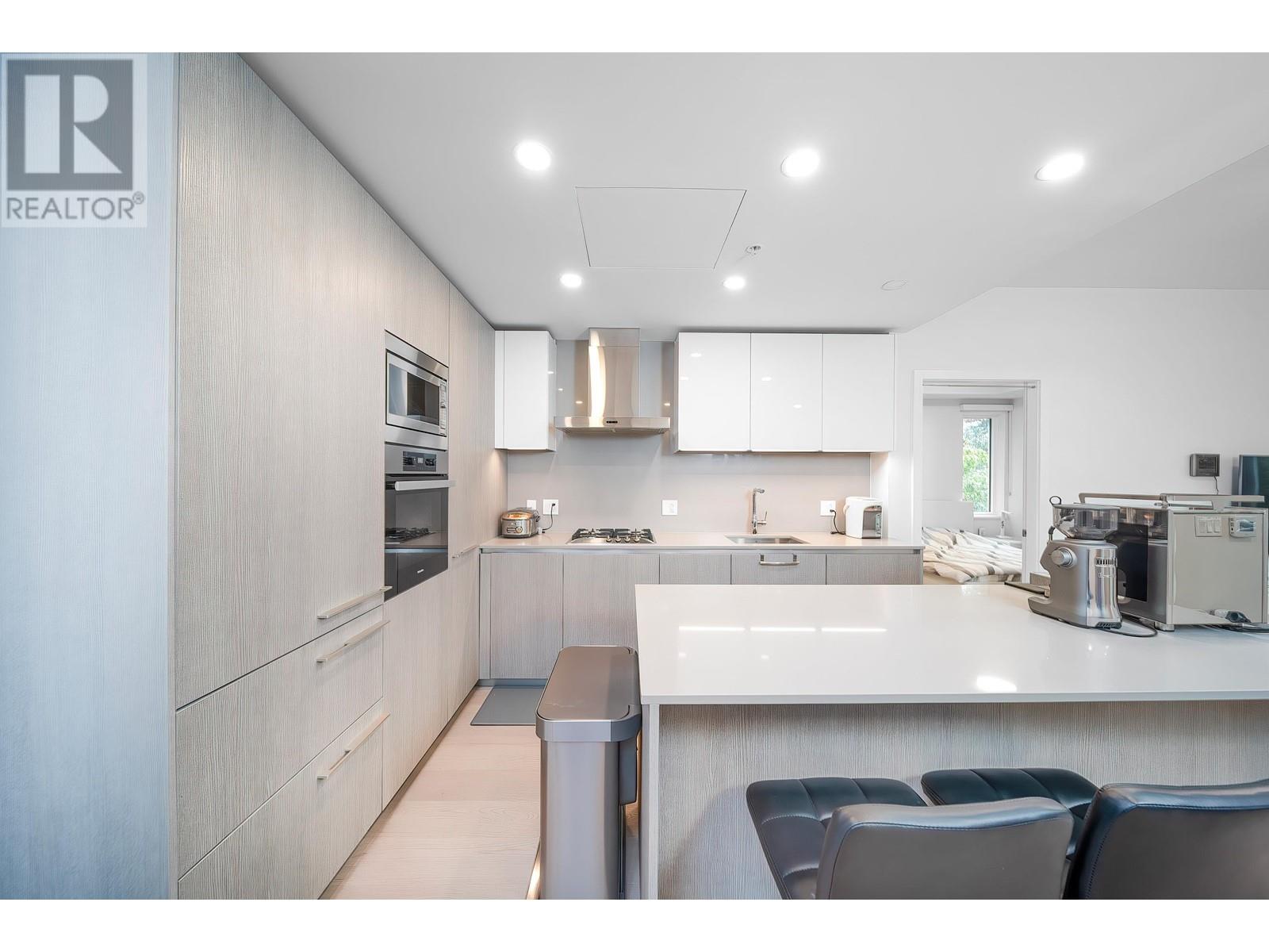 205 4932 Cambie Street Property Photo 9