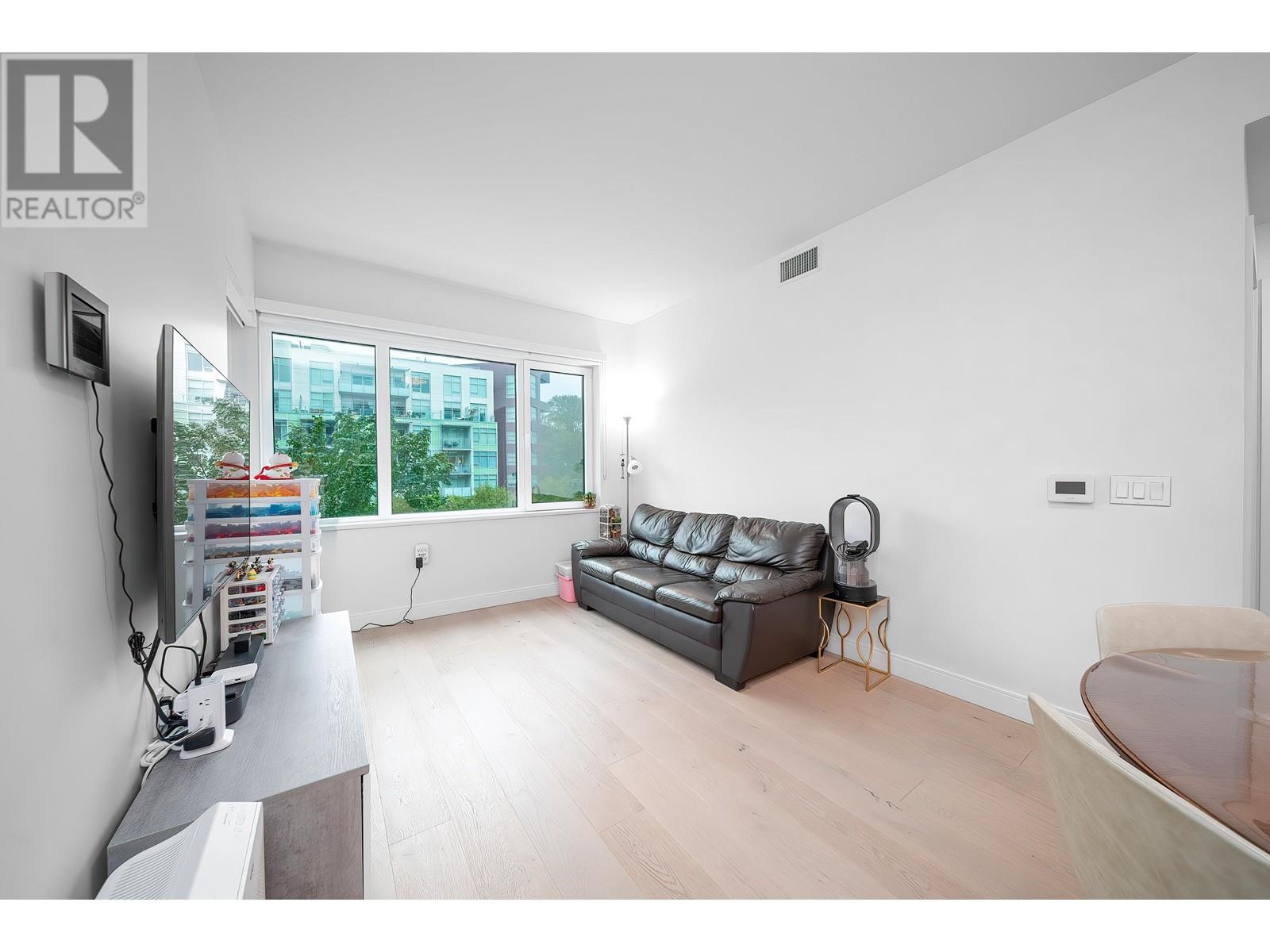 205 4932 Cambie Street Property Photo 11