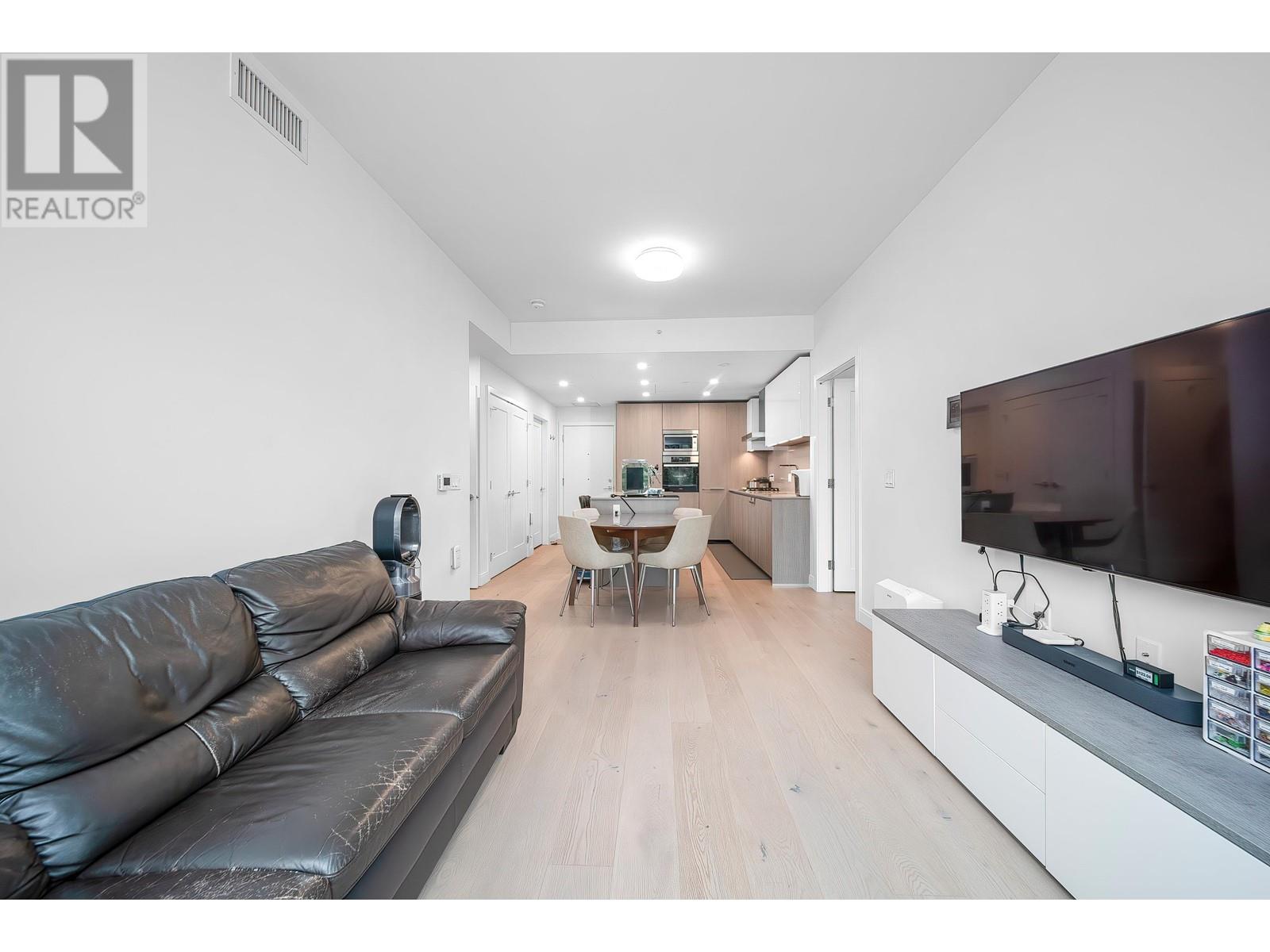 205 4932 Cambie Street Property Photo 12
