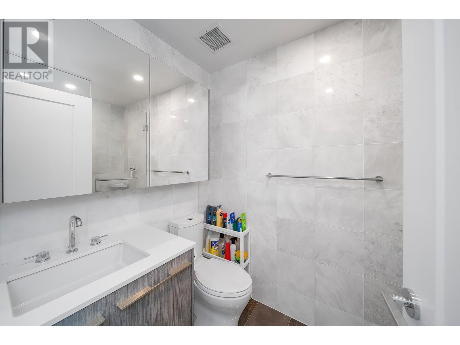 205 4932 Cambie Street Property Photo 17