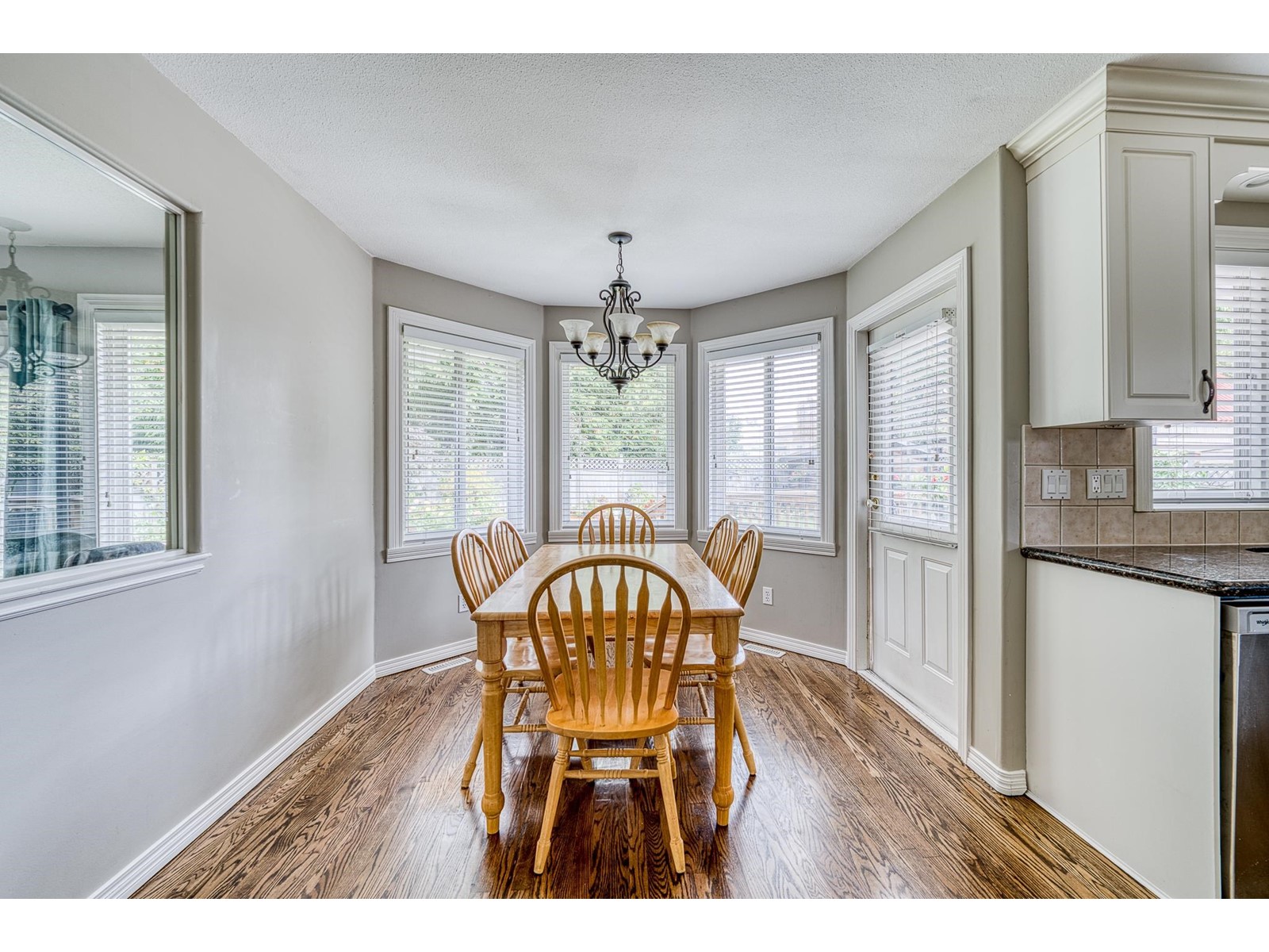 15643 78a Avenue Property Photo 10