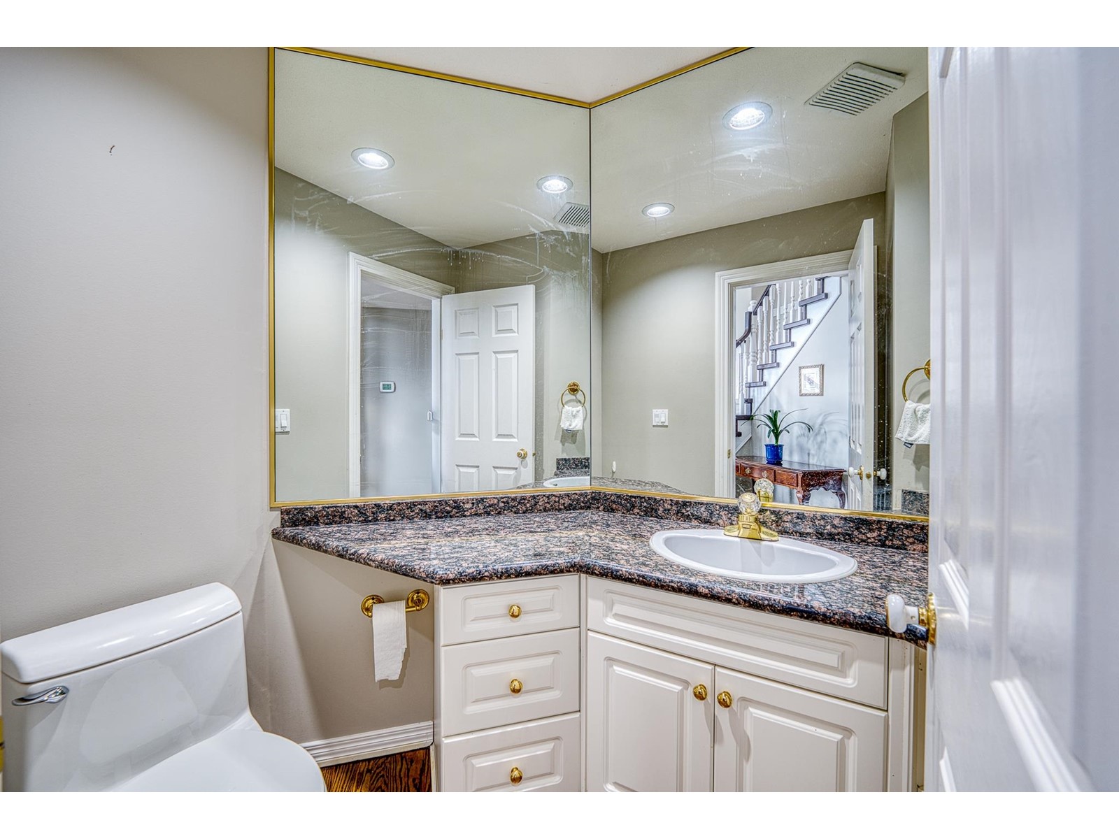 15643 78a Avenue Property Photo 14