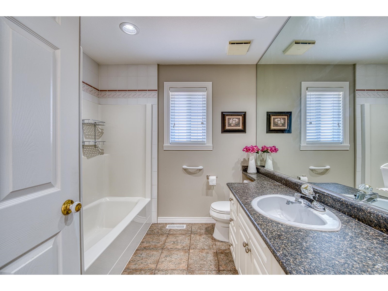 15643 78a Avenue Property Photo 20