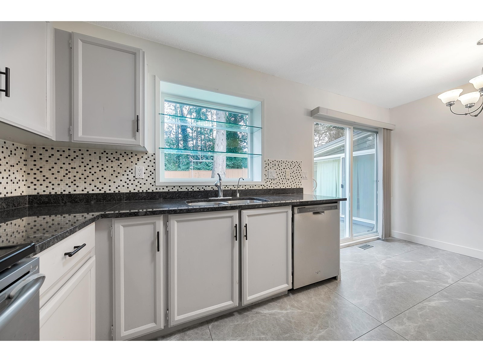 15006 99a Avenue Property Photo 11