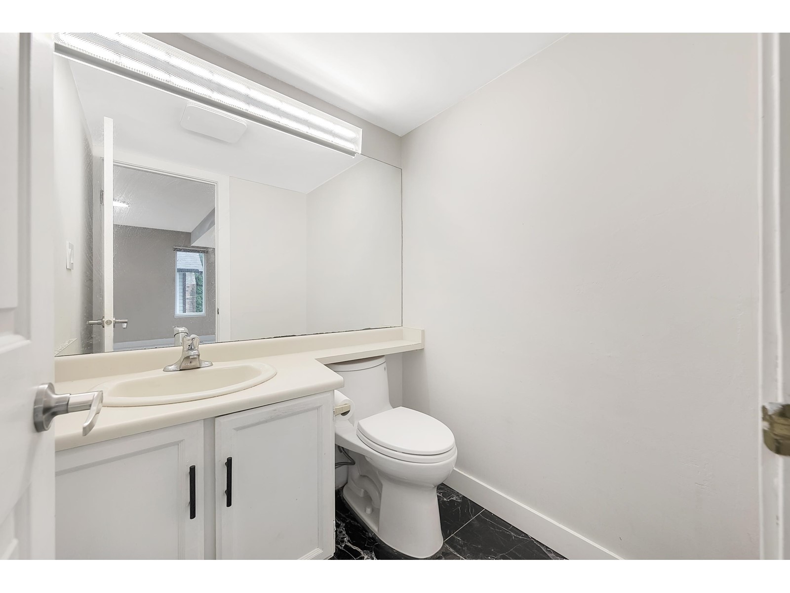 15006 99a Avenue Property Photo 13