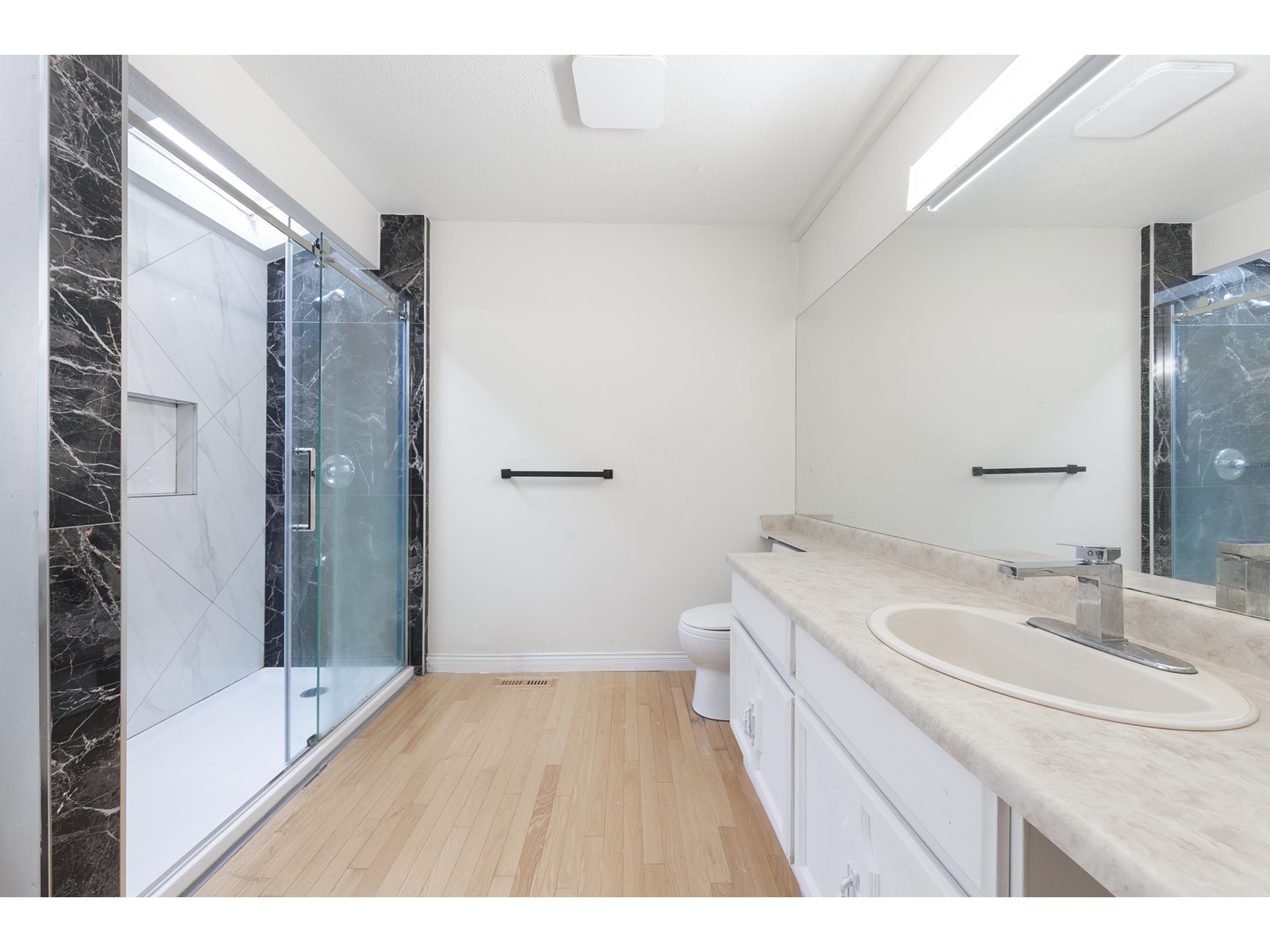 15006 99a Avenue Property Photo 15