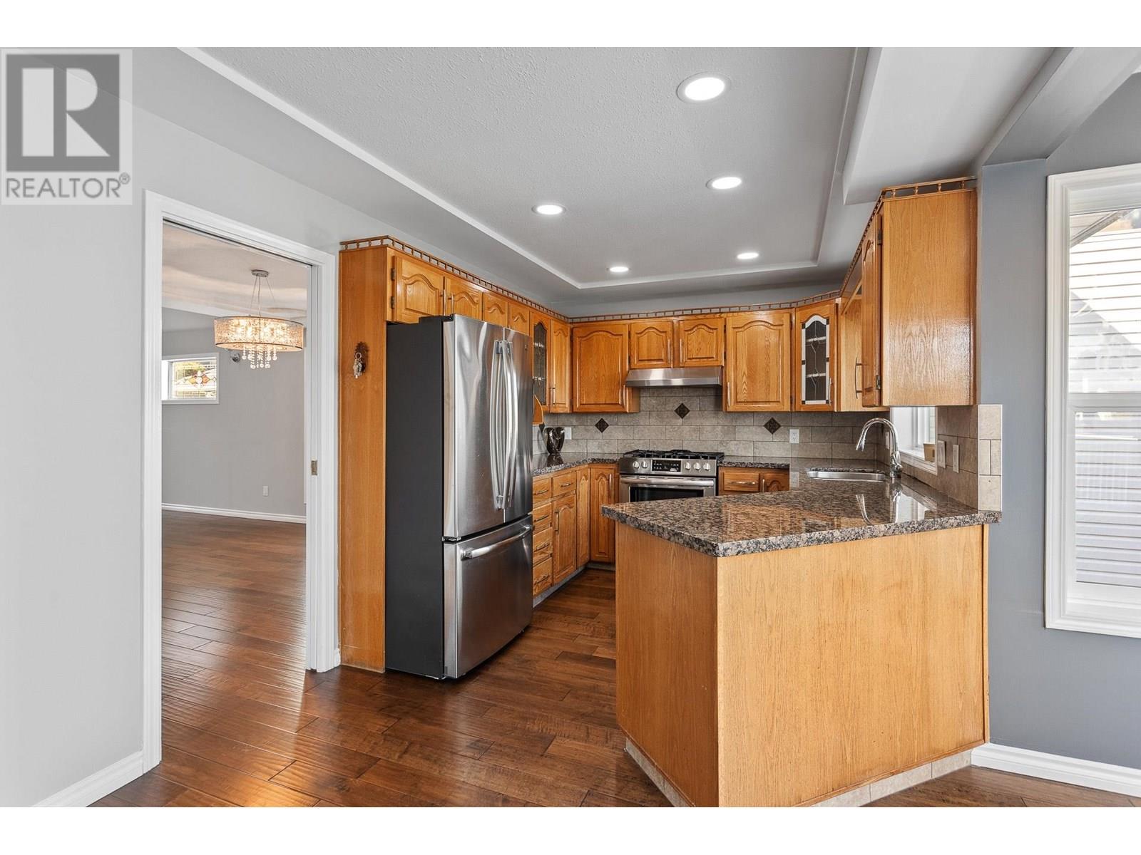 1252 Gateway Place Property Photo 10
