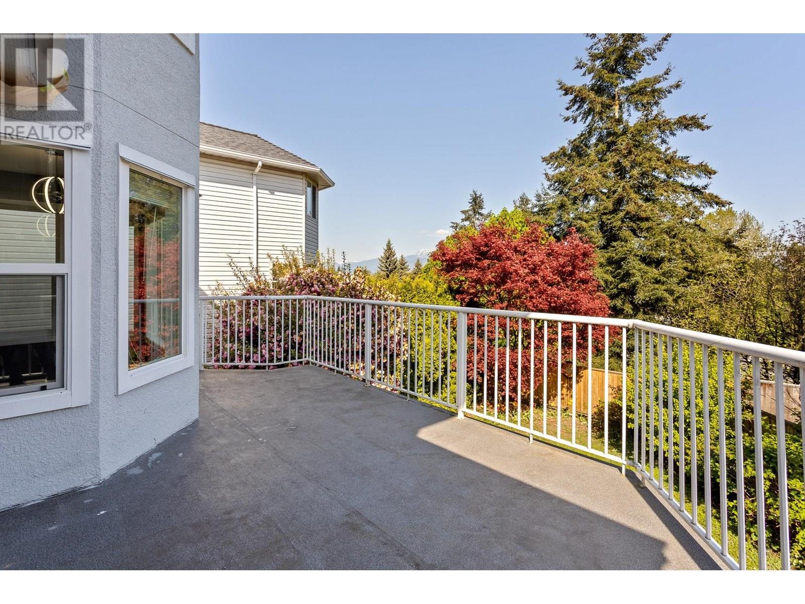1252 Gateway Place Property Photo 17