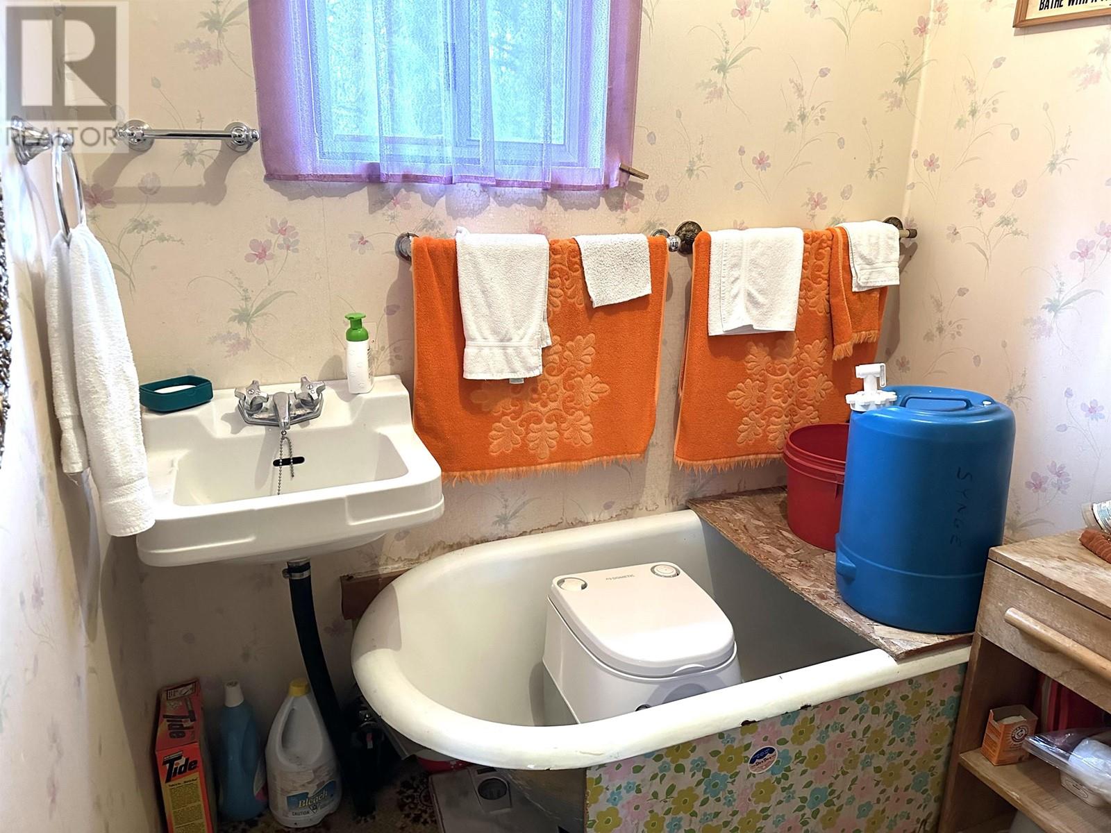 1126 S Green Lake Road Property Photo 11