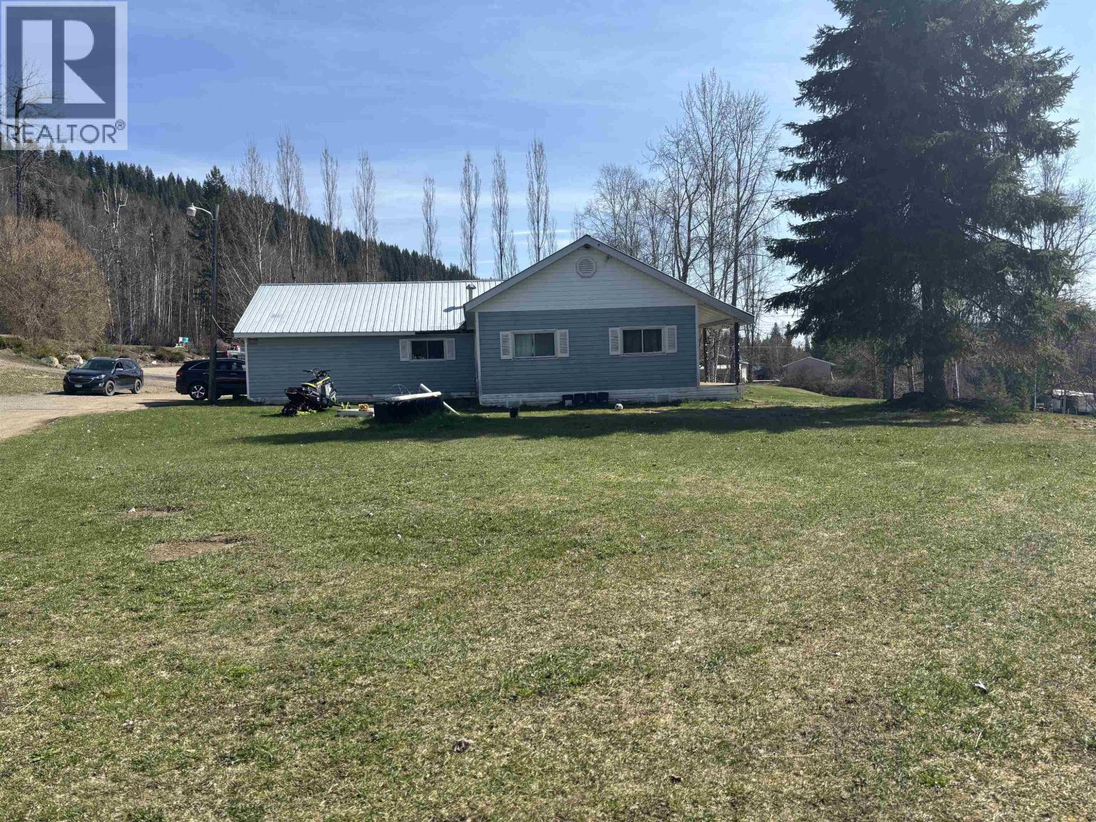 6162 CEDAR CREEK ROAD