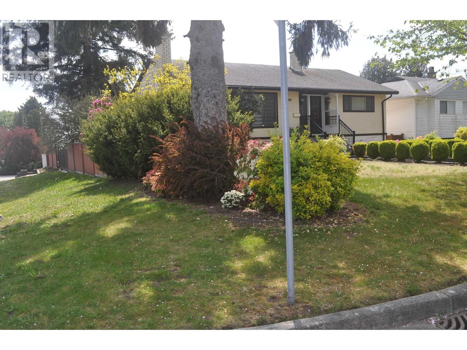 3796 PETER STREET Property Photo 1
