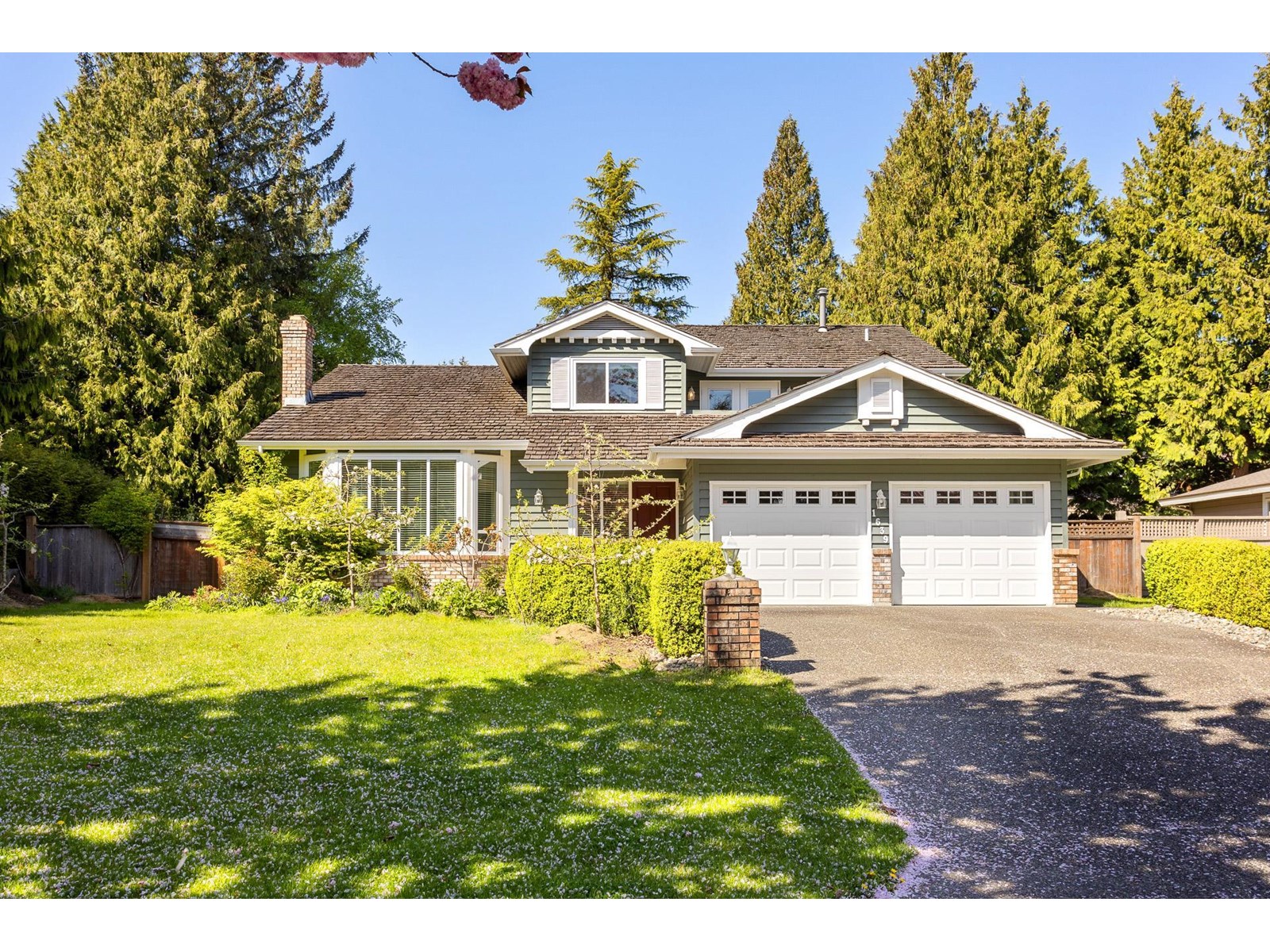 1639 133a Street Property Photo 2