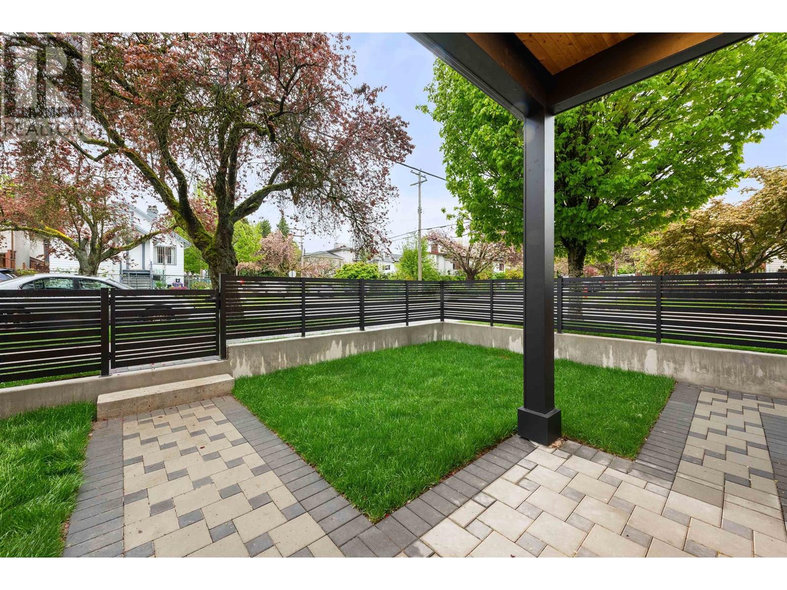 1 4895 Moss Street Property Photo 4