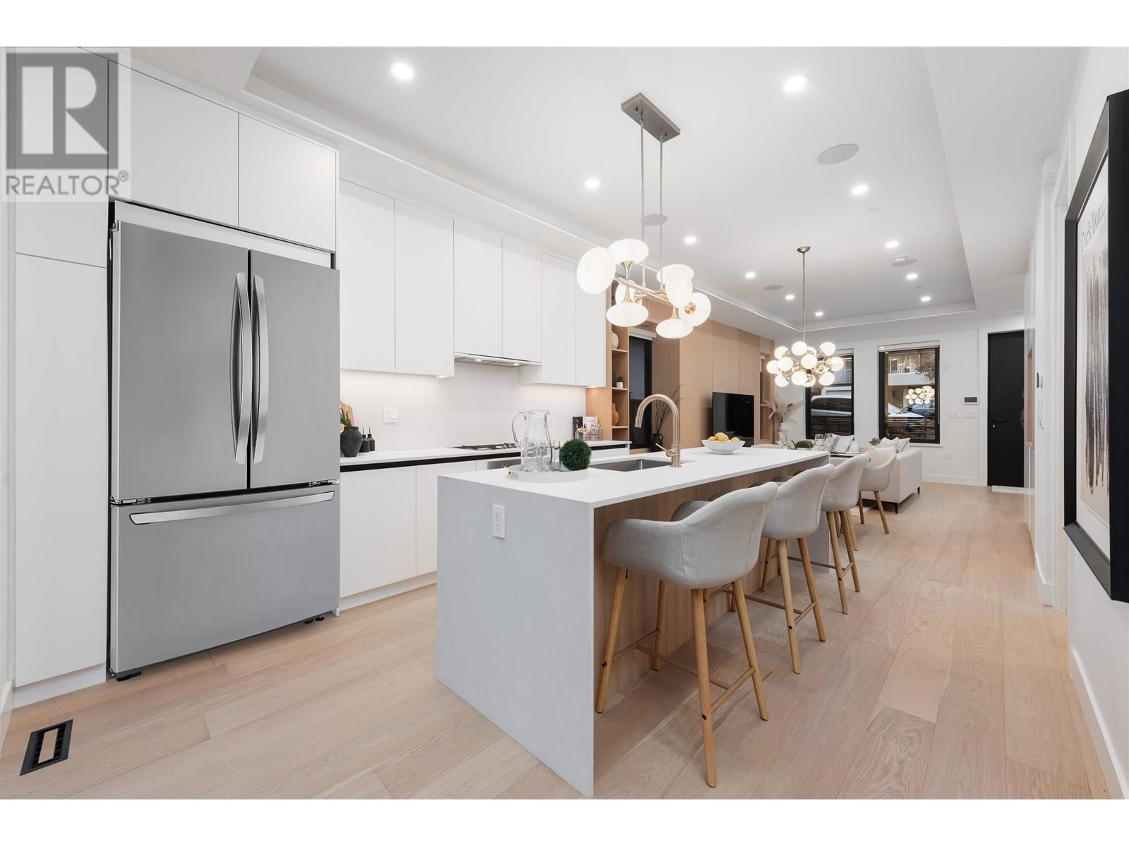 1 4895 Moss Street Property Photo 15