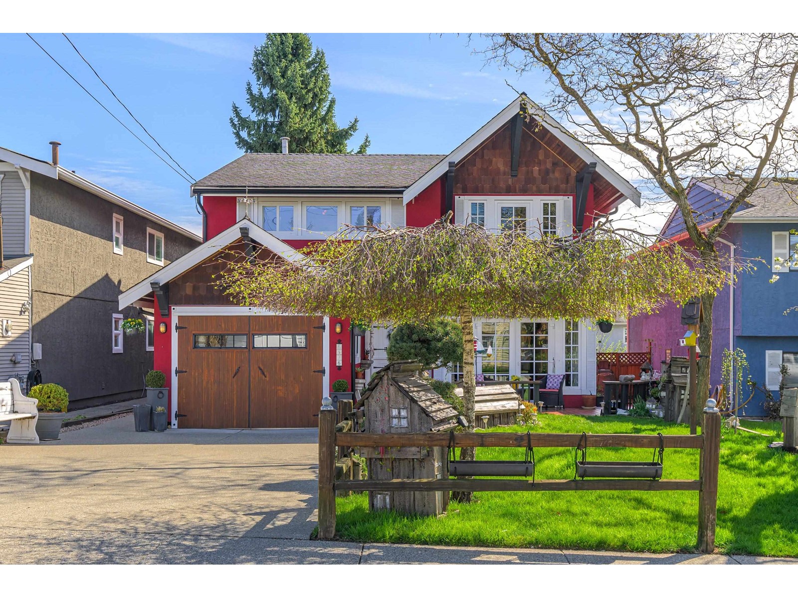 6576 197 Street Property Photo 1