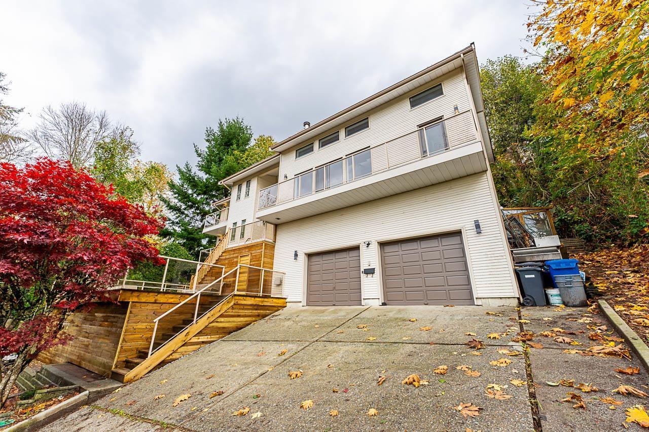 2616 St Gallen Way Property Photo 4