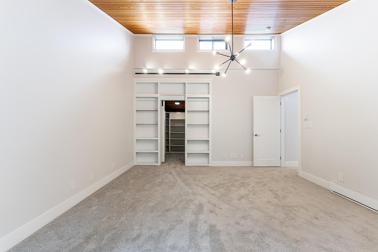 2616 St Gallen Way Property Photo 12