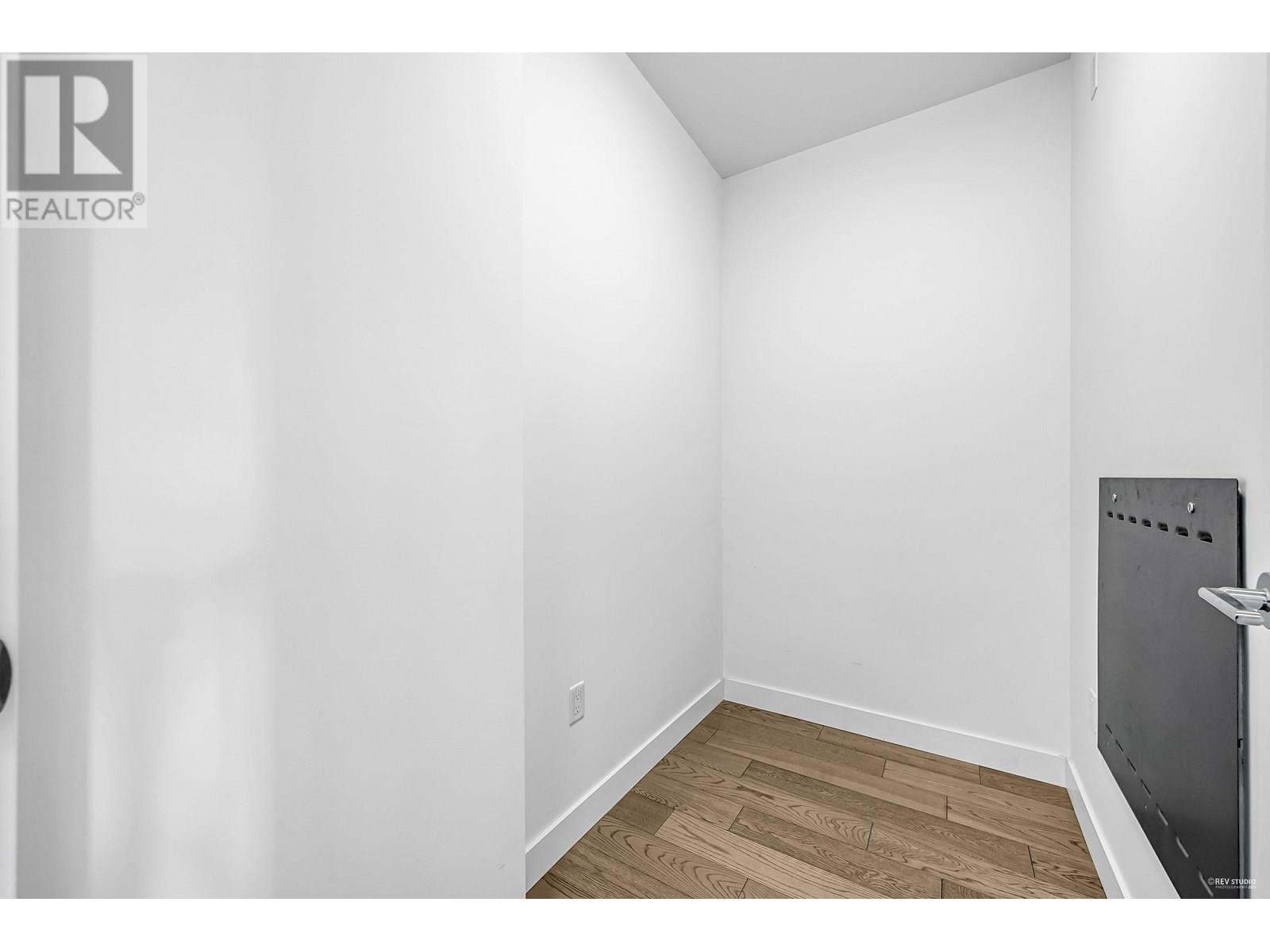 304 6733 Cambie Street Property Photo 18