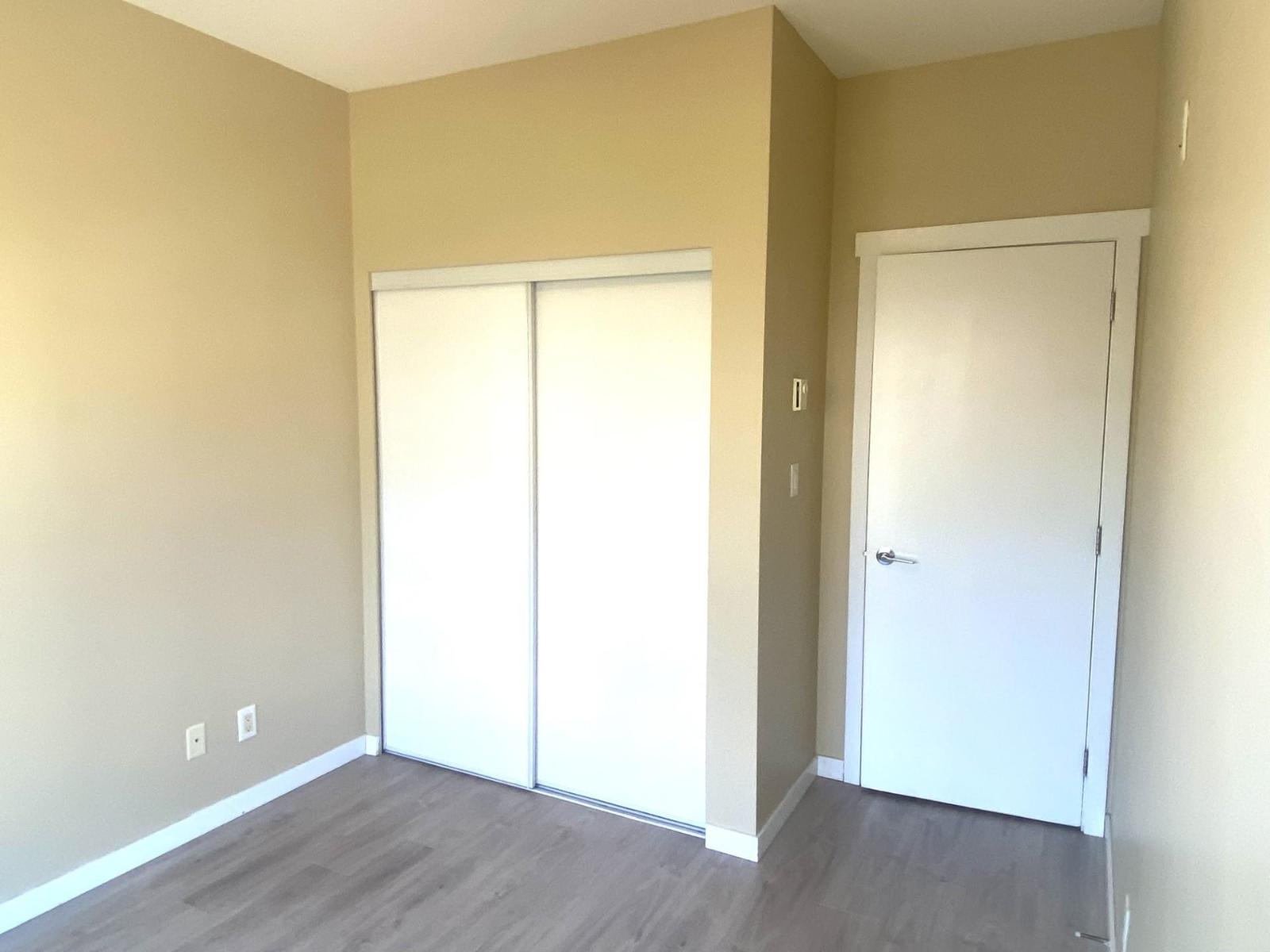 417 13733 107a Avenue Property Photo 21