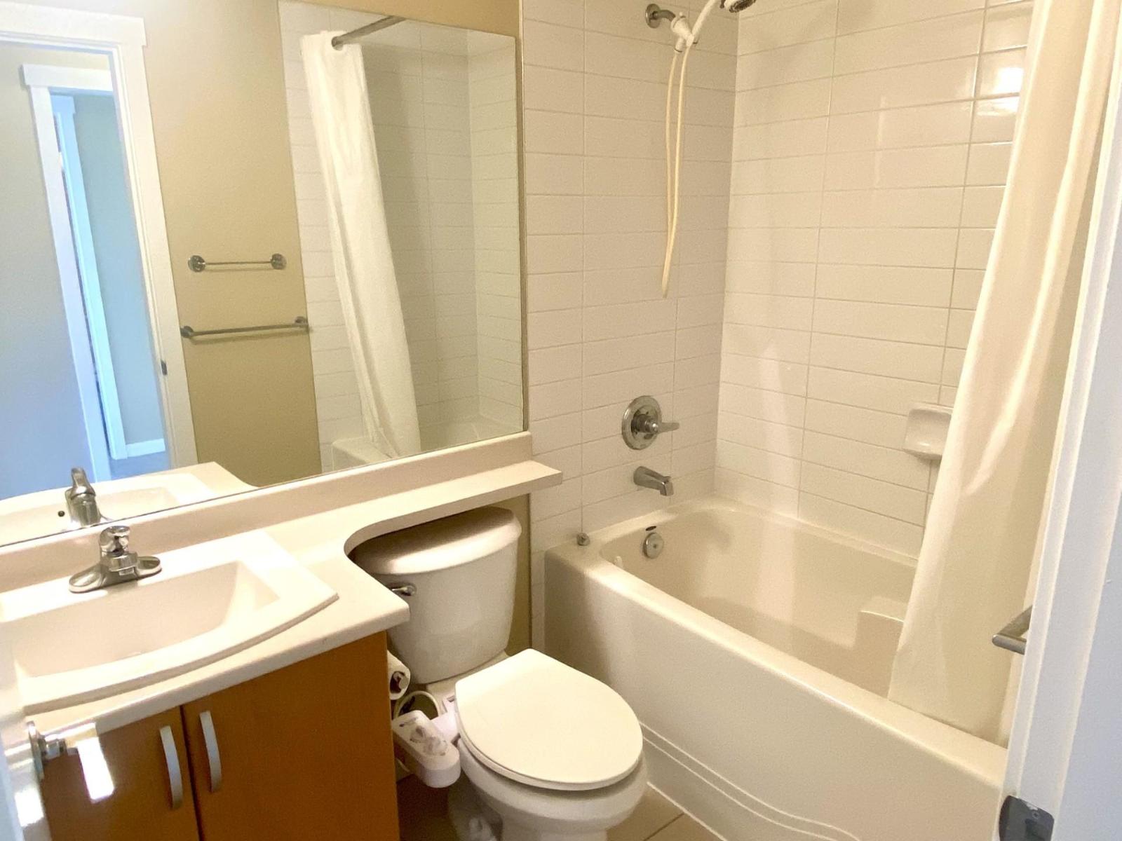 417 13733 107a Avenue Property Photo 23