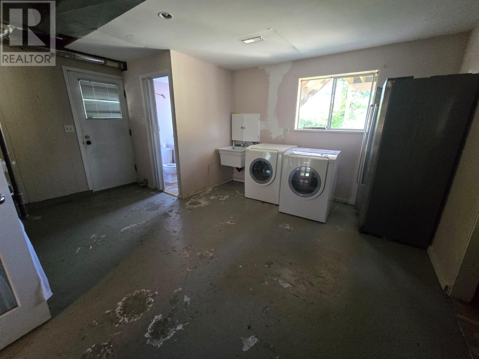 9831 Glenthorne Drive Property Photo 14