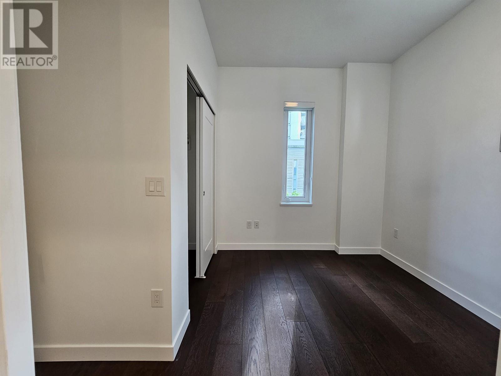 303 5681 Birney Avenue Property Photo 7
