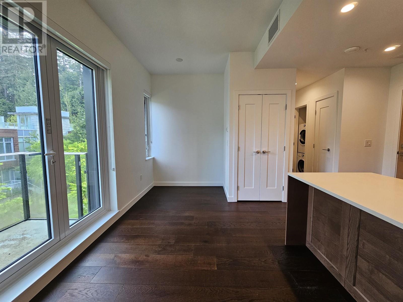 303 5681 Birney Avenue Property Photo 13