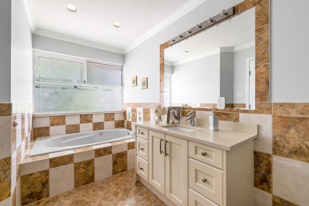 16089 79 Avenue Property Photo 20