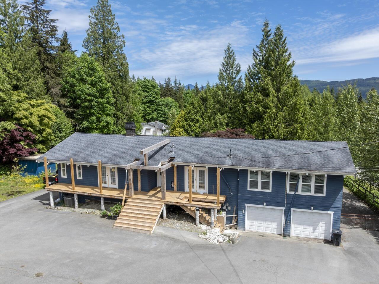 12066 Carr Street Property Photo 3