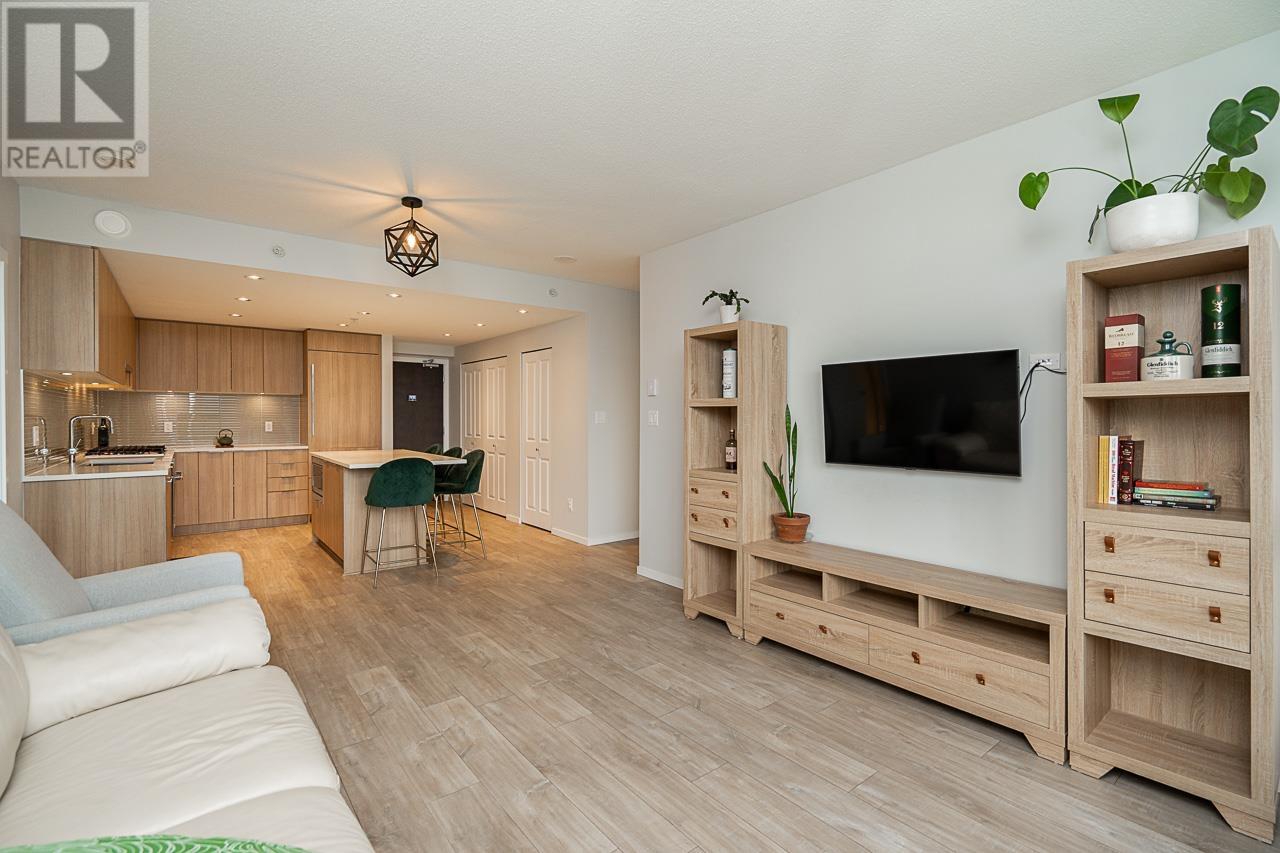 905 6638 Dunblane Avenue Property Photo 5