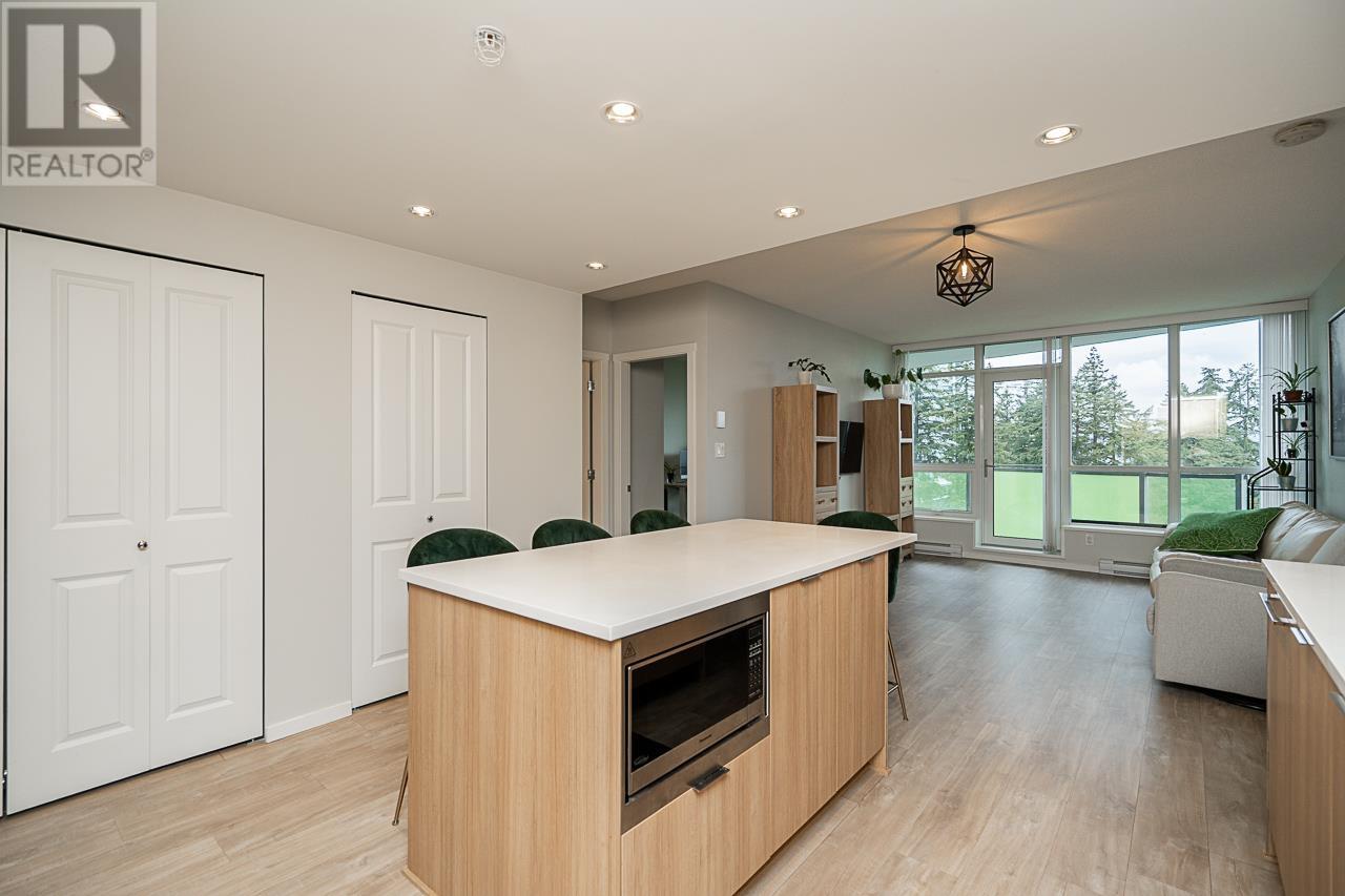 905 6638 Dunblane Avenue Property Photo 9