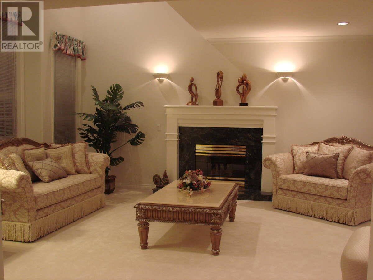 5511 Cantrell Road Property Photo 3