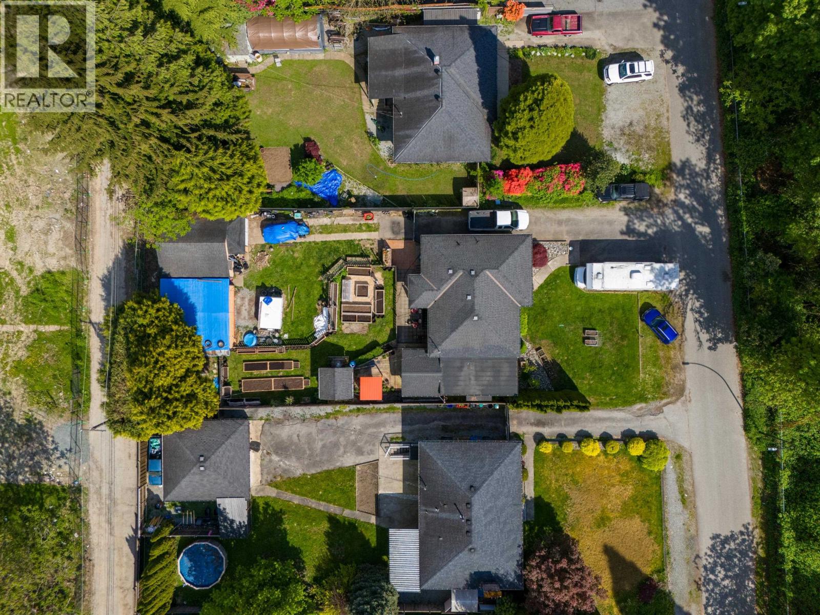 22147 Cliff Avenue Property Photo 5