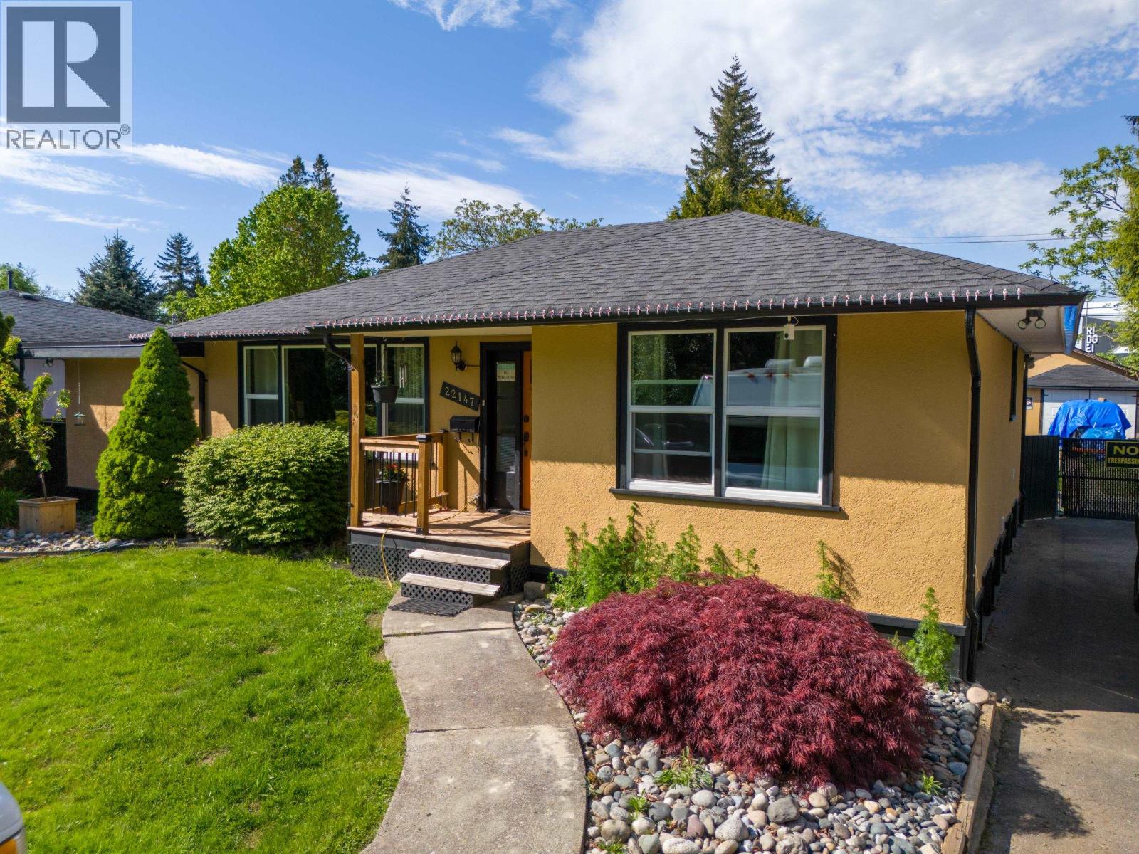 22147 Cliff Avenue Property Photo 8