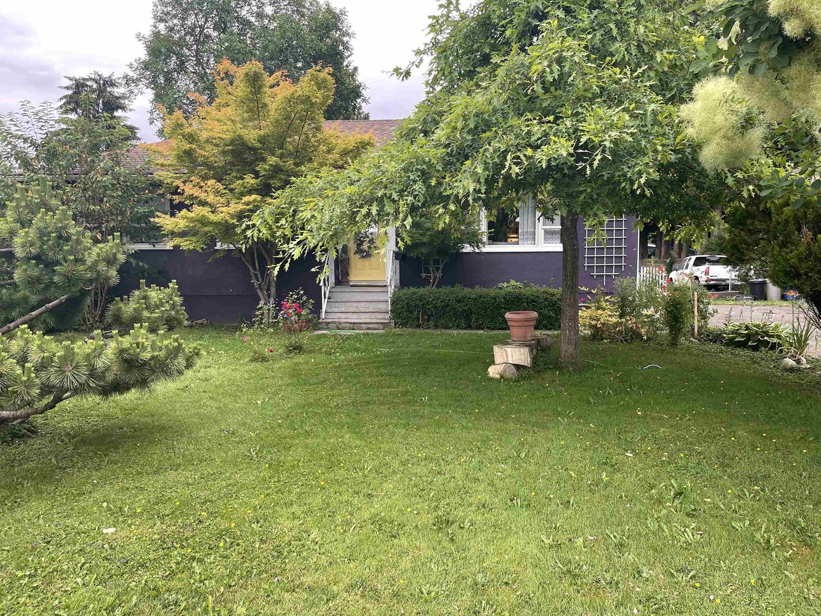 9500 Coote Street Property Photo 1