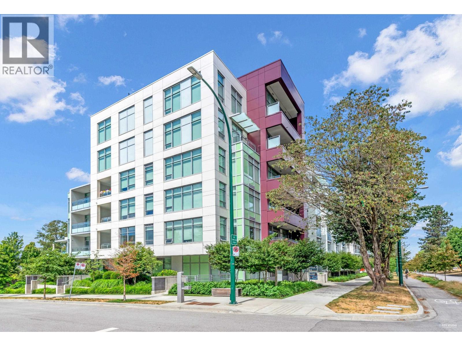 303 5077 CAMBIE STREET Property Photo 1