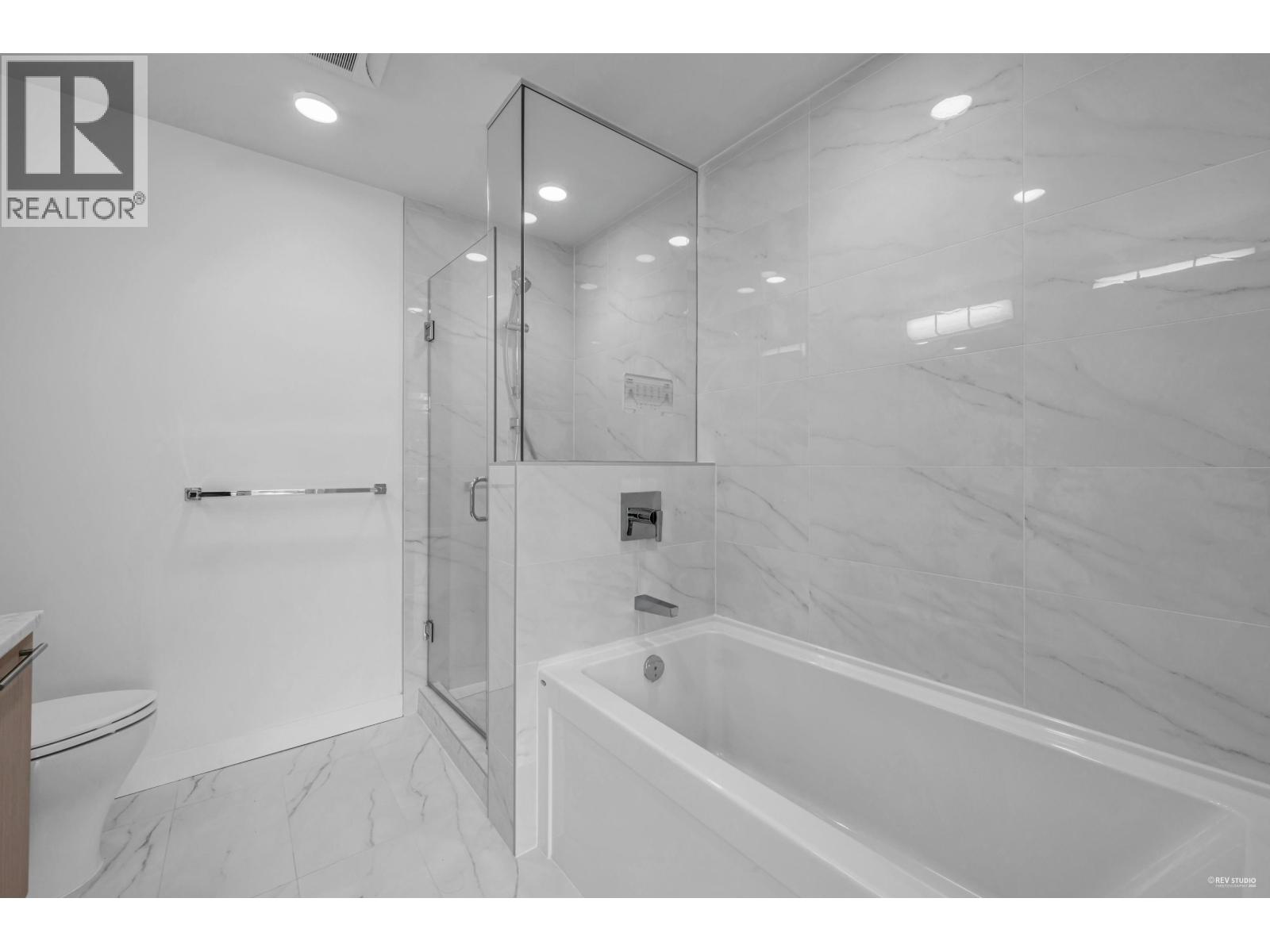 303 5077 Cambie Street Property Photo 28
