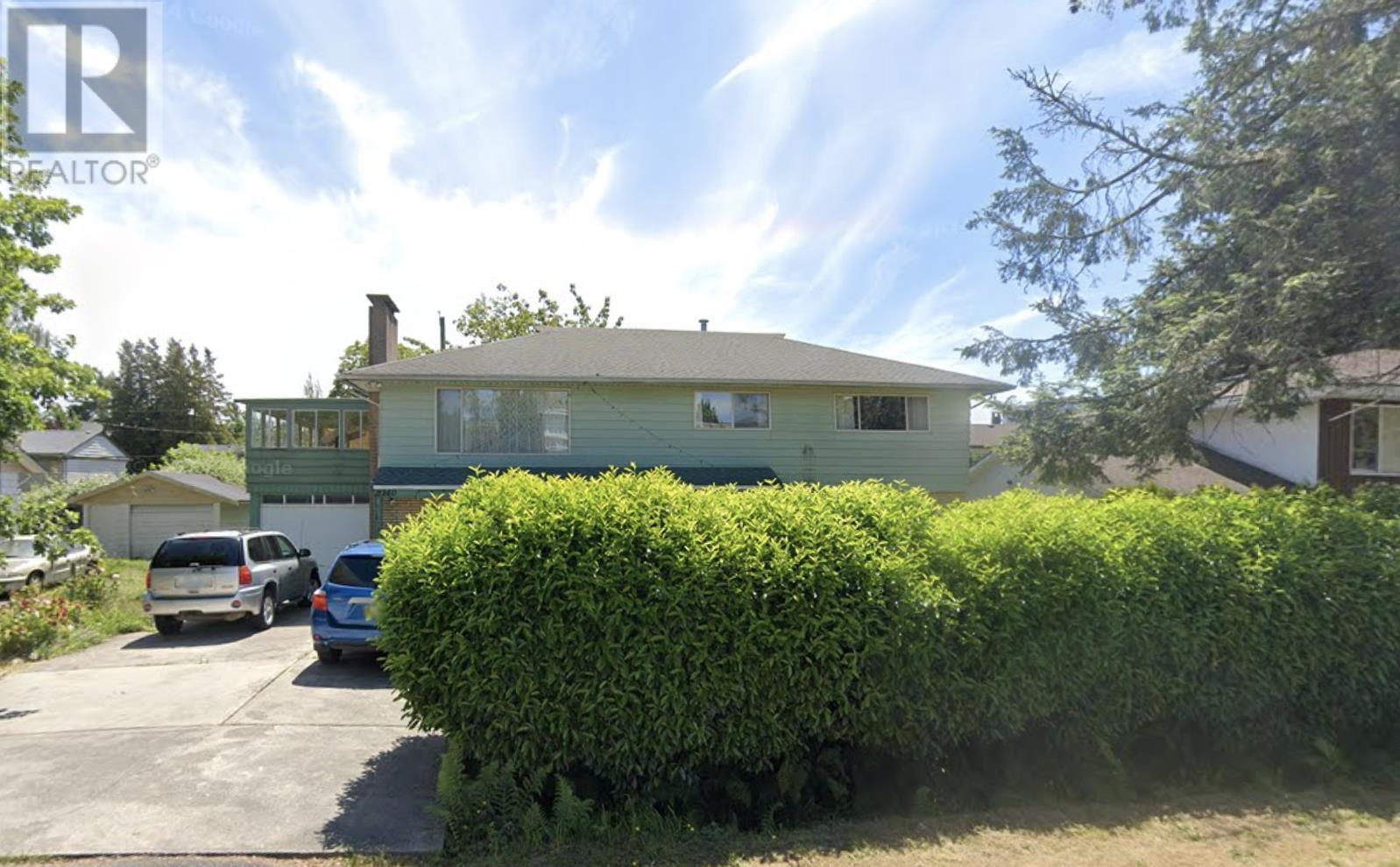 8140 SPIRES ROAD Property Photo 1
