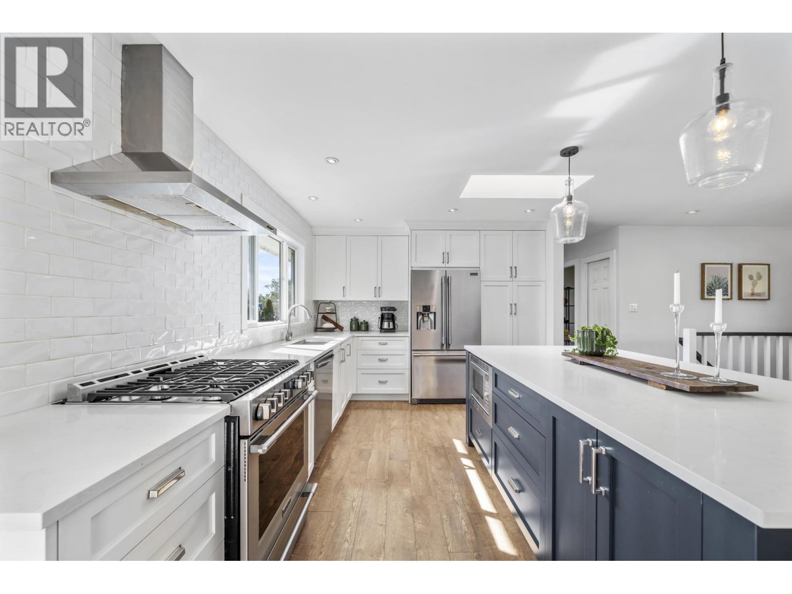 856 53A STREET Property Photo 1