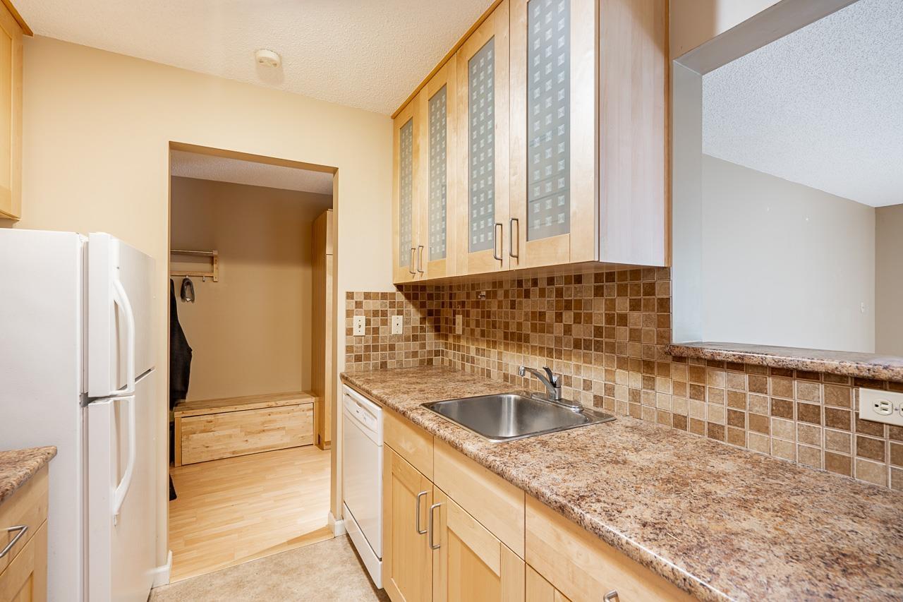 207 7426 138 STREET Property Image